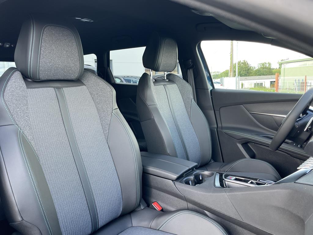 Image de Peugeot 5008 II Ph2 BlueHDI 130 Allure Pack EAT8