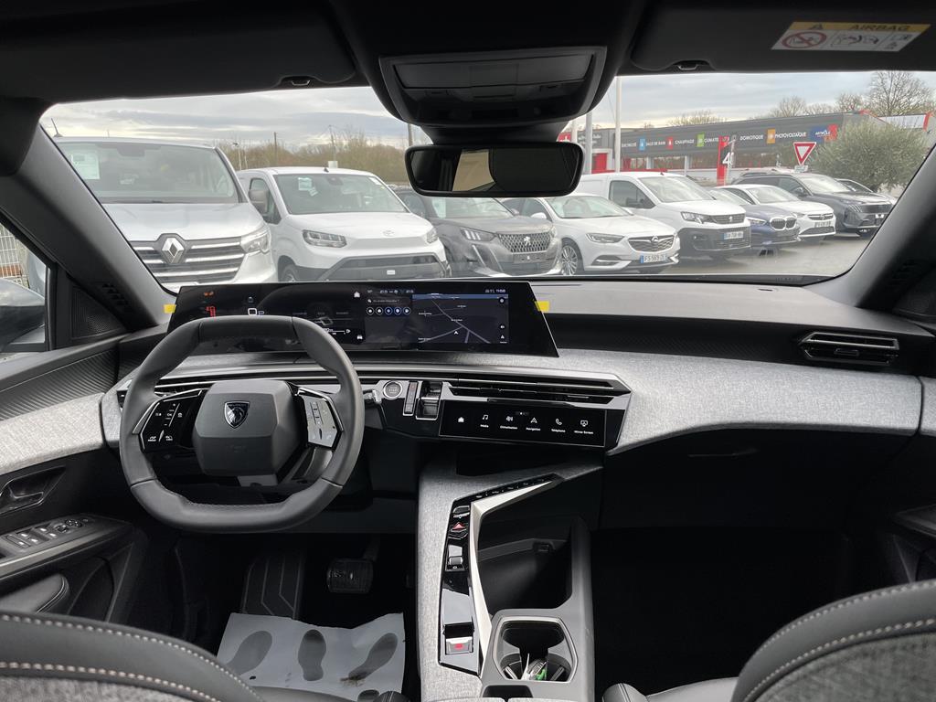 Image de Peugeot 5008 III MILD HYBRID 136 ALLURE E-DCS6