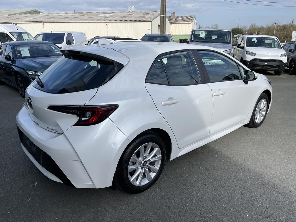Image de Toyota Corolla 1.8 Hybrid 140 E-CVT Active