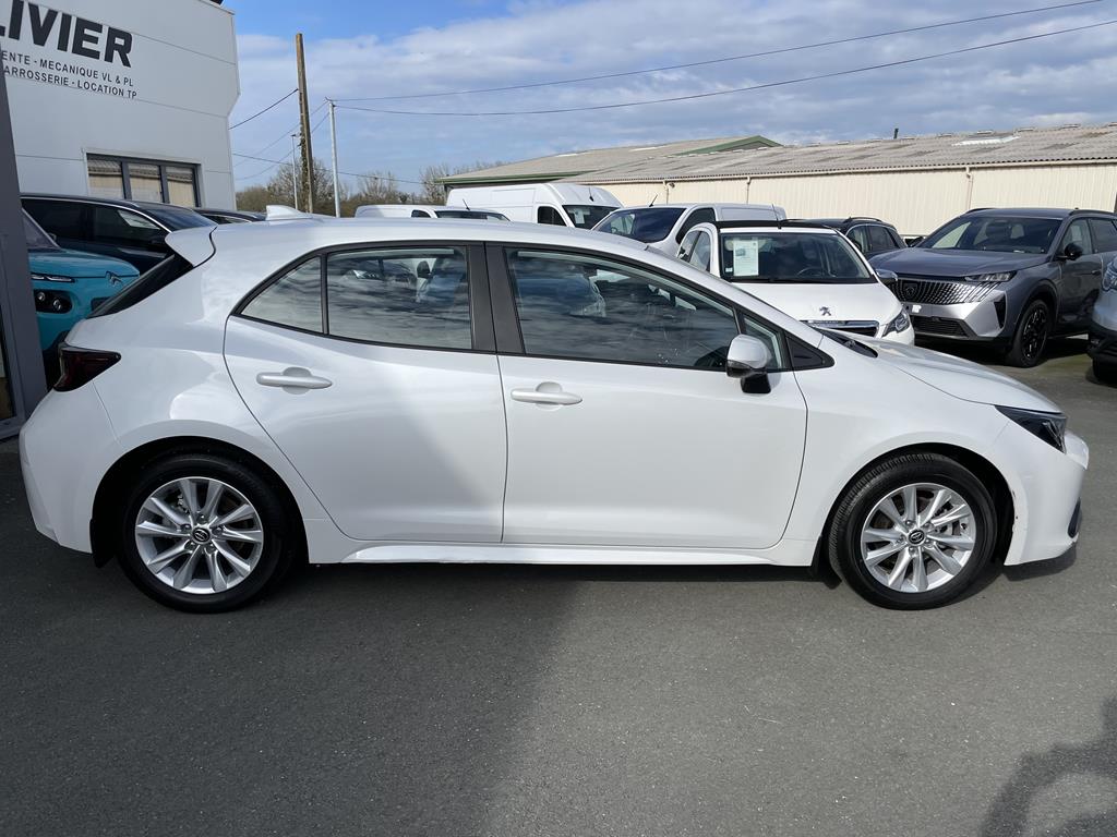 Image de Toyota Corolla 1.8 Hybrid 140 E-CVT Active
