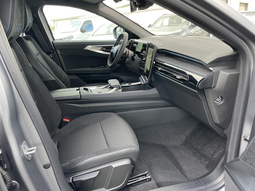 Image de Renault Espace 6 Esprit Alpine E-Tech Full Hybrid 200