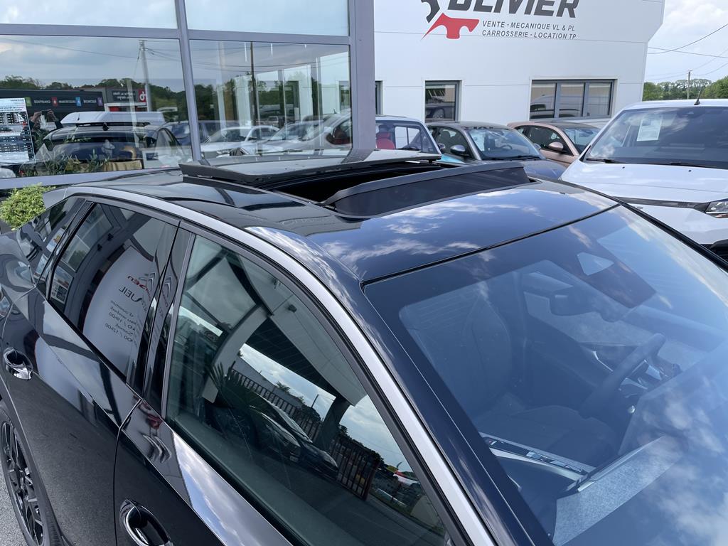 Image de Peugeot 3008 III GT HYBRID 136 e-DCS6