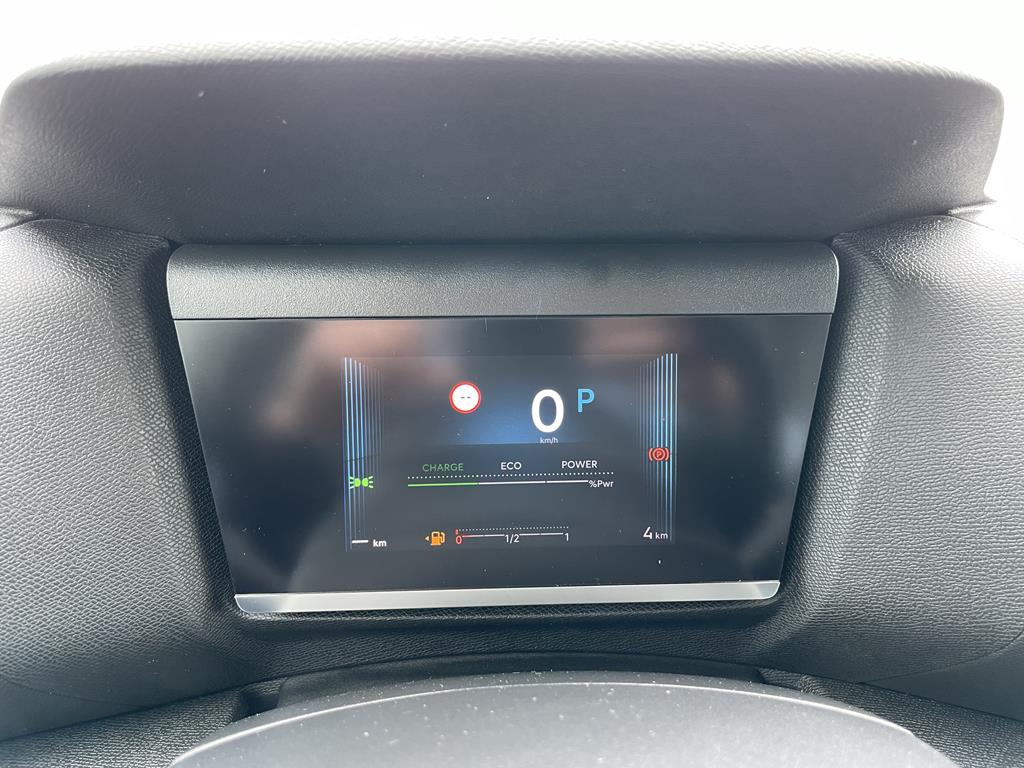 Image de Citroën C4 III Ph2 Plus Hybrid 136 e-DSC6