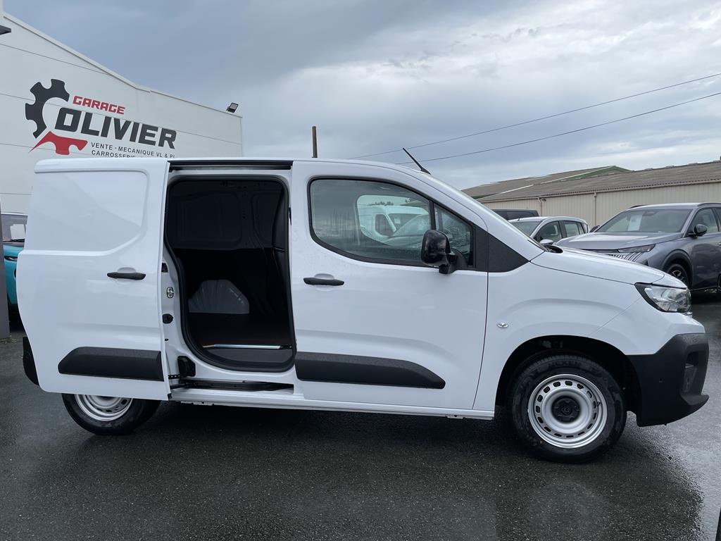 Image de Peugeot Partner FOURGON TAILLE M 650KG BLUEHDI 100