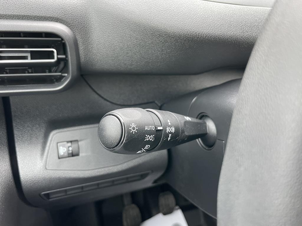 Image de Peugeot Partner FOURGON TAILLE M 650KG BLUEHDI 100