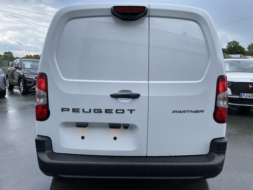Image de Peugeot Partner FOURGON TAILLE M 650KG BLUEHDI 100