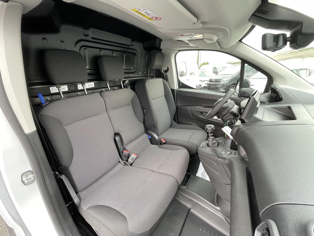 Image de Peugeot Partner FOURGON TAILLE M 650KG BLUEHDI 100