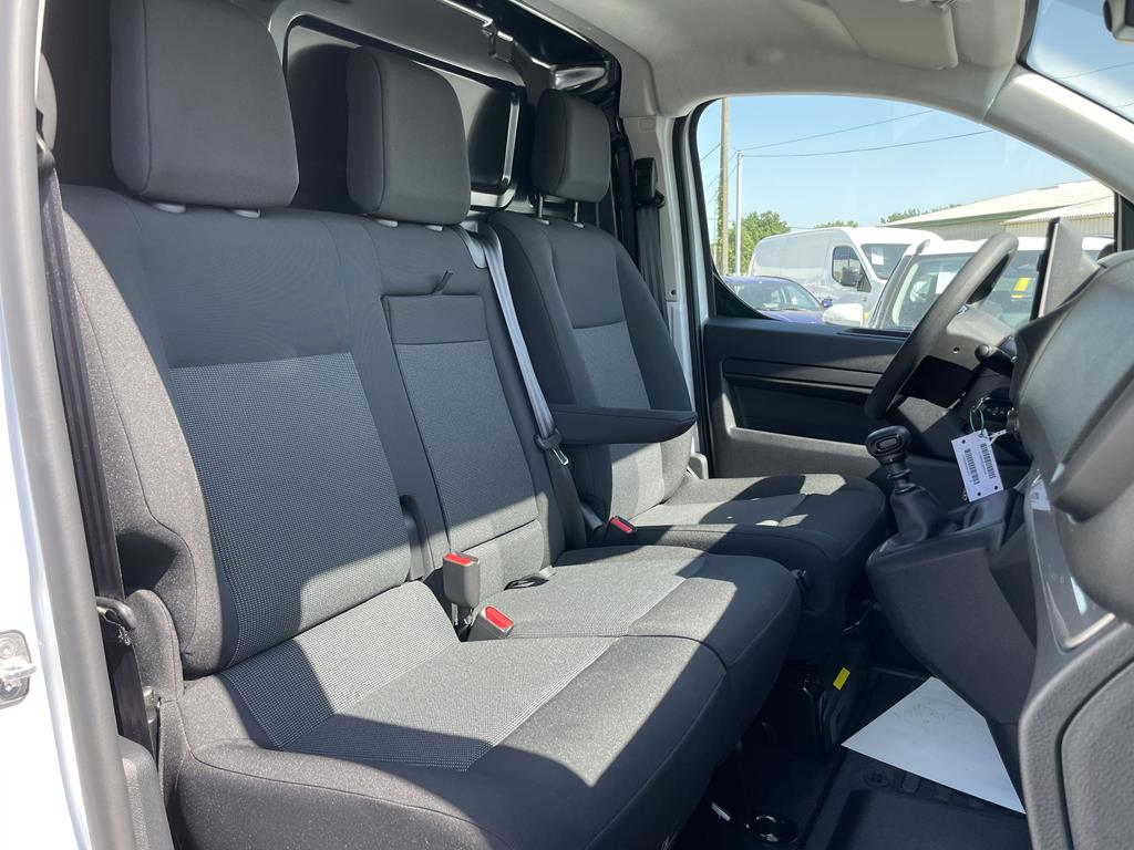 Image de Citroën Jumpy IV Taille M BlueHDI 145 BVM6