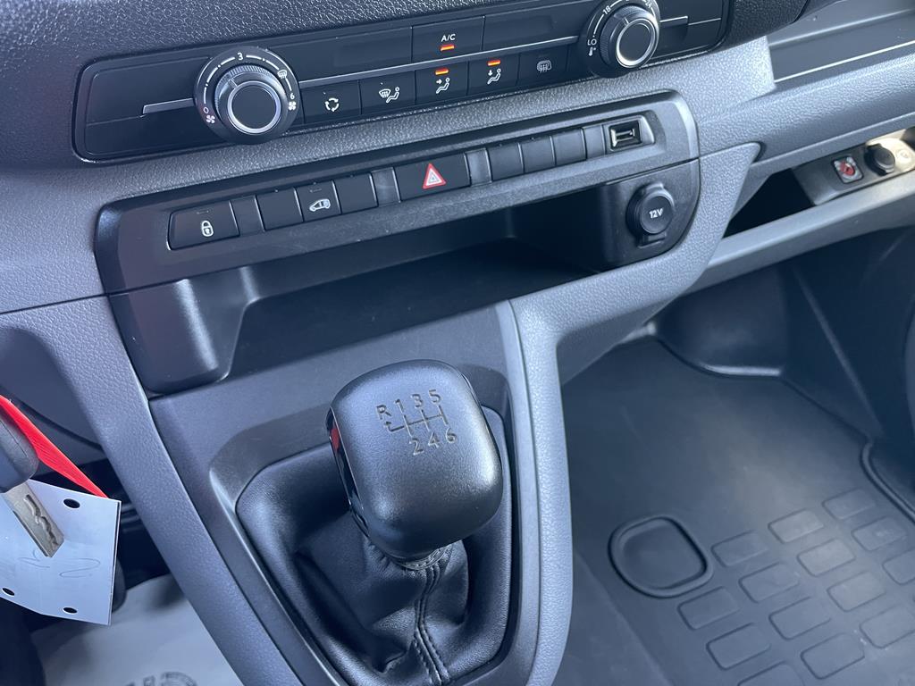 Image de Peugeot Expert Fourgon M BlueHDI 120 Premium BVM6