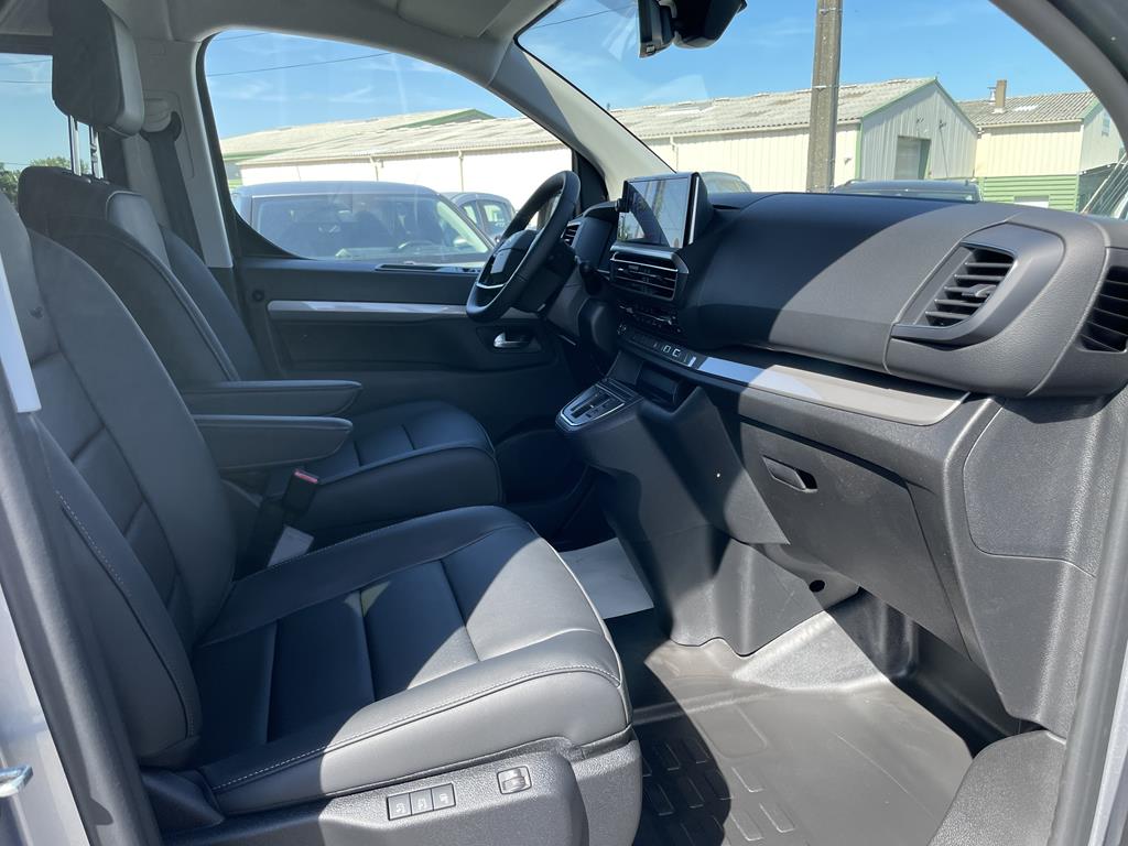 Image de Citroën Jumpy IV Cab Appro XL BlueHDI 180 5 Places