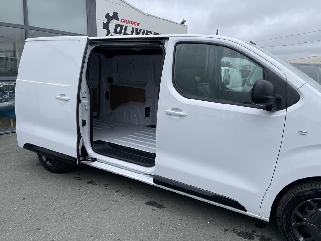 Image de Citroën Jumpy IV TAILLE M BLUEHDI 145 EAT8