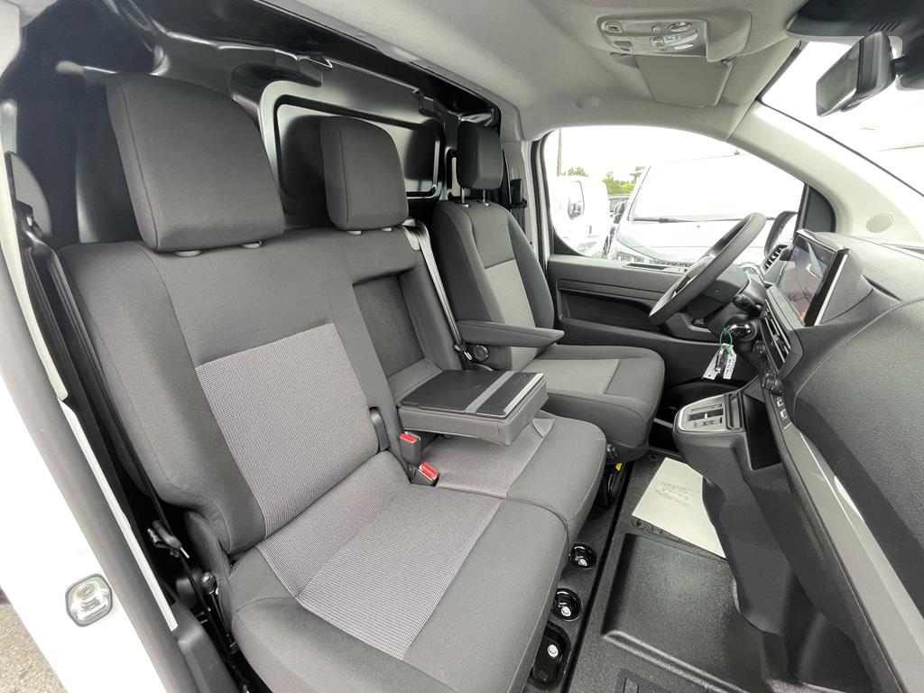Image de Citroën Jumpy IV TAILLE M BLUEHDI 145 EAT8