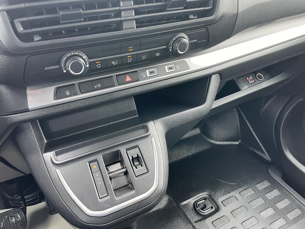 Image de Citroën Jumpy IV TAILLE M BLUEHDI 145 EAT8
