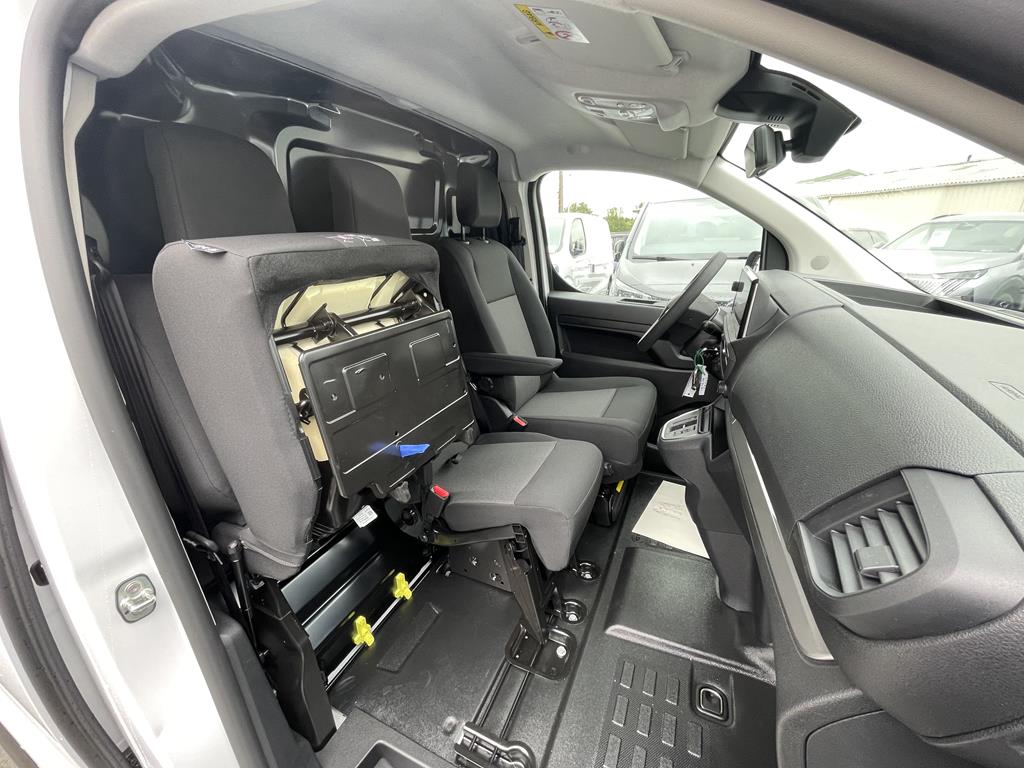 Image de Citroën Jumpy IV TAILLE M BLUEHDI 145 EAT8